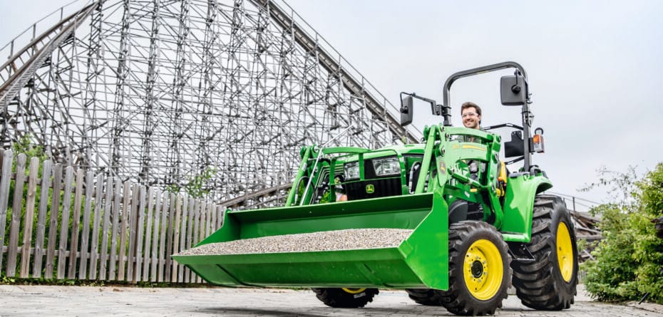 Mnitraktory Johne Deere