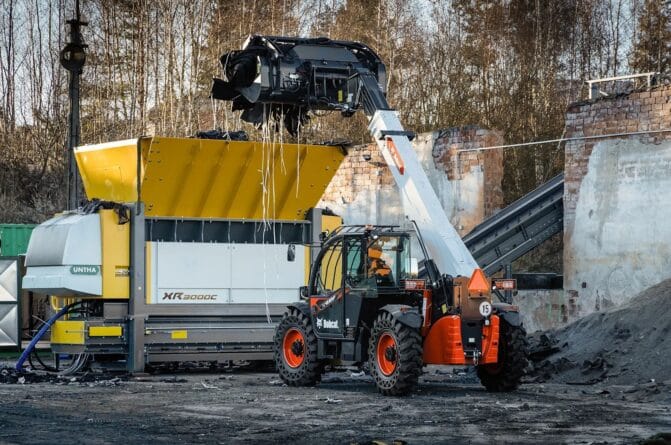 Ładowarki teleskopowe Bobcat Waste Expert
