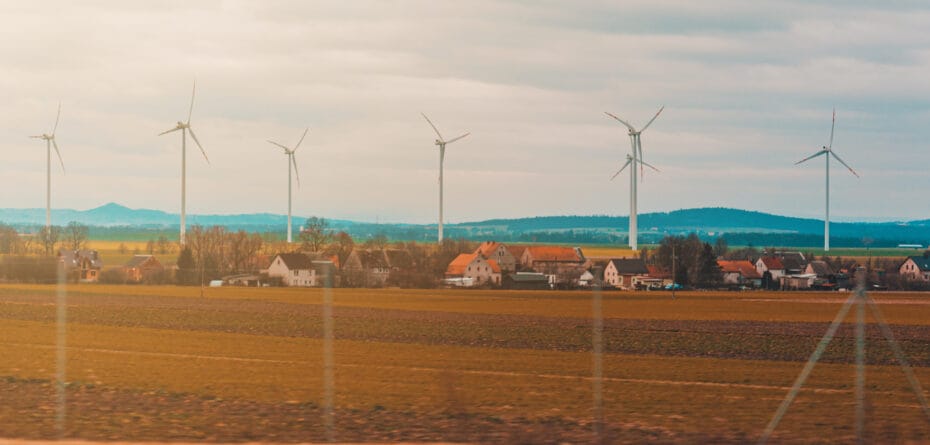 Elektrownie wiatrowe w gminach