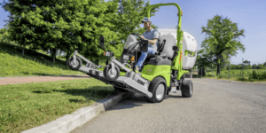 Grillo FD 2200 Stage5 4WD – wydajność i precyzja w utrzymaniu miejskiej zieleni