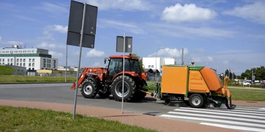 Przeglądy okresowe sprzętu komunalnego Pronar zamiatarka