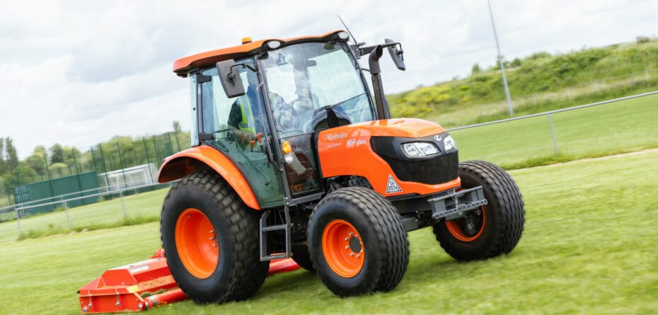 Kubota M4