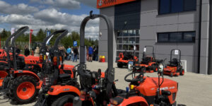 Dealer maszyn komunalnych koło Olsztyna otworzył nowy obiekt biurowo-serwisowy