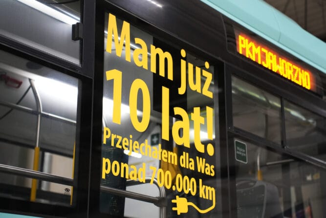Pierwszy autobus elektryczny