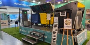 Inteligentne altany śmietnikowe i nowoczesne pojemniki na odpady