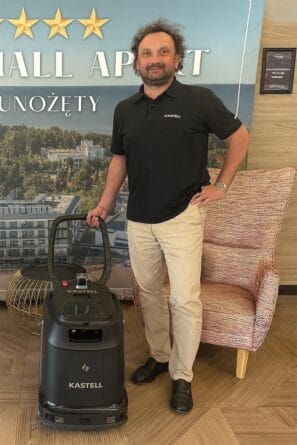 Paweł Maj, współzałożyciel Kastell, od 20 lat wspiera branżę komunalną i wierzy w potencjał autonomicznych maszyn sprzątających. POLECO 2025