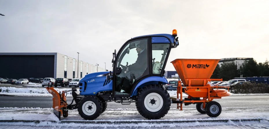 Osprzęt do ciągników komunalnych