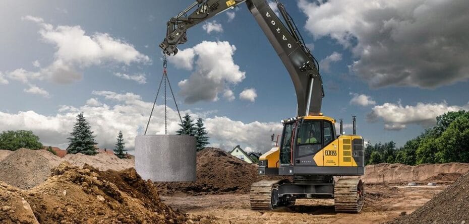 Volvo CE wprowadza nową generację 35-tonowych koparek ECR355