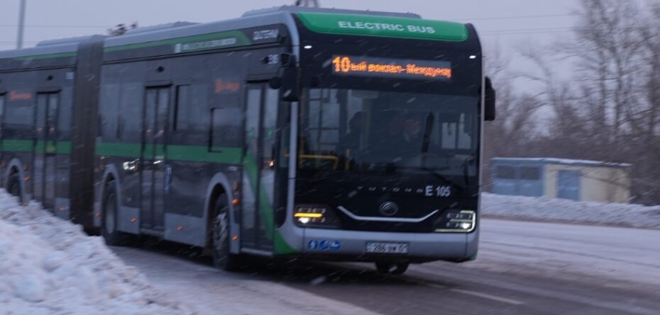 Zamarznięta rewolucja? Mrozy 2026 a elektromobilność w branży komunalnej i transporcie miejskim