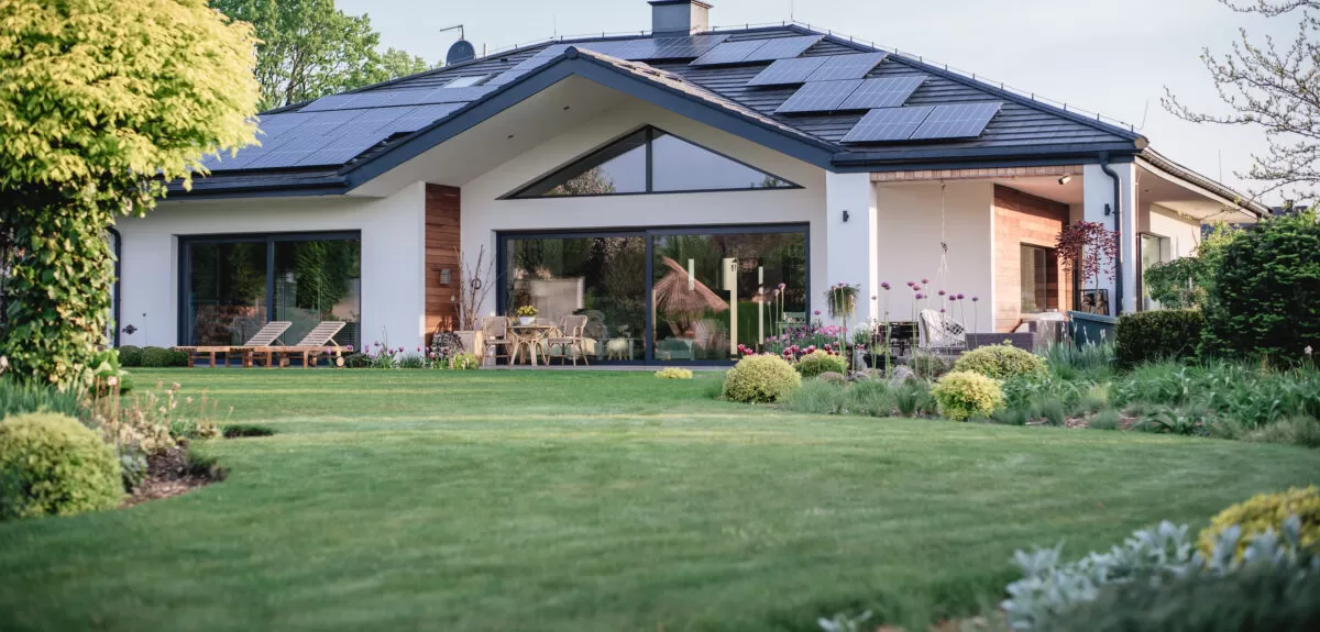 Ministerstwo Klimatu i&nbsp;Środowiska zapowiada nowy program wsparcia dla fotowoltaiki i&nbsp;magazynów energii