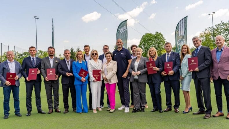 300 mln zł na pełnowymiarowe boiska. Kto dostanie dotacje na boiska z programu Orły 2026?