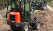Ładowarki kołowe Kubota w&nbsp;branży komunalnej: zwrotność, osprzęt i&nbsp;praca w&nbsp;mieście