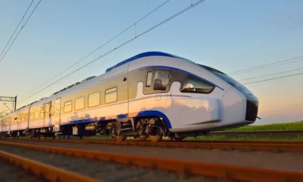 Rewolucja na kolei za 180 mld zł. Pociągi wracają do tego miasta po 33 latach