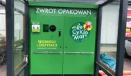 Bitwa o&nbsp;nieodebraną kaucję: czy ktoś zarabia na niezwróconych butelkach? Czy środki powinny trafić do gmin?