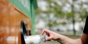 Wniosek o likwidację systemu kaucyjnego w Sejmie. Sektor komunalny: „problem tkwi w podziale kosztów i zysków”