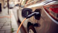 Wytrzymałość baterii w&nbsp;autach elektrycznych: co mówią twarde dane?