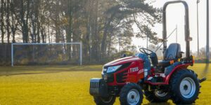 TYM T255 – trzy warianty ciągnika do prac komunalnych